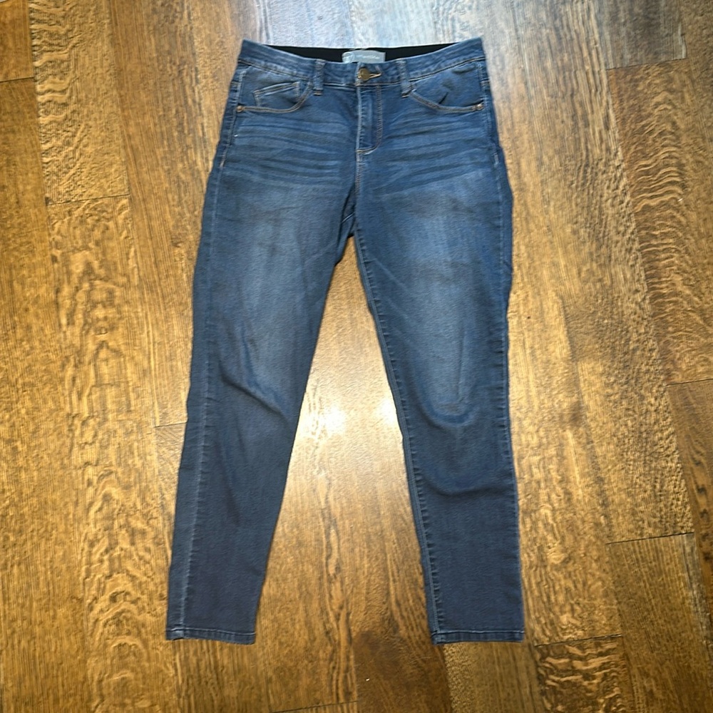 Wit & Wisdom super stretch jeans fits like a 6